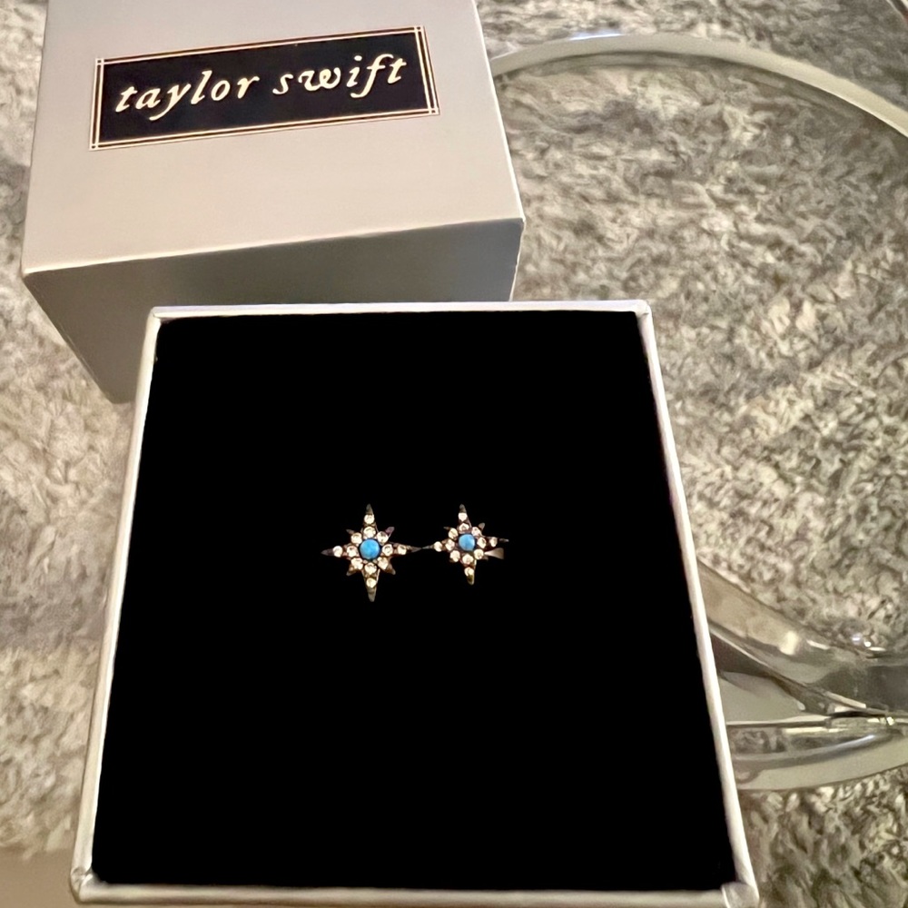 Taylor Swift Evermore Arcade Ring